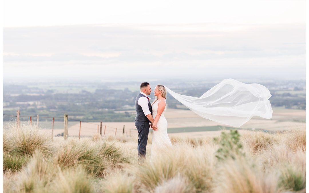 Lisa & Luke- Waipuna Estate Wedding